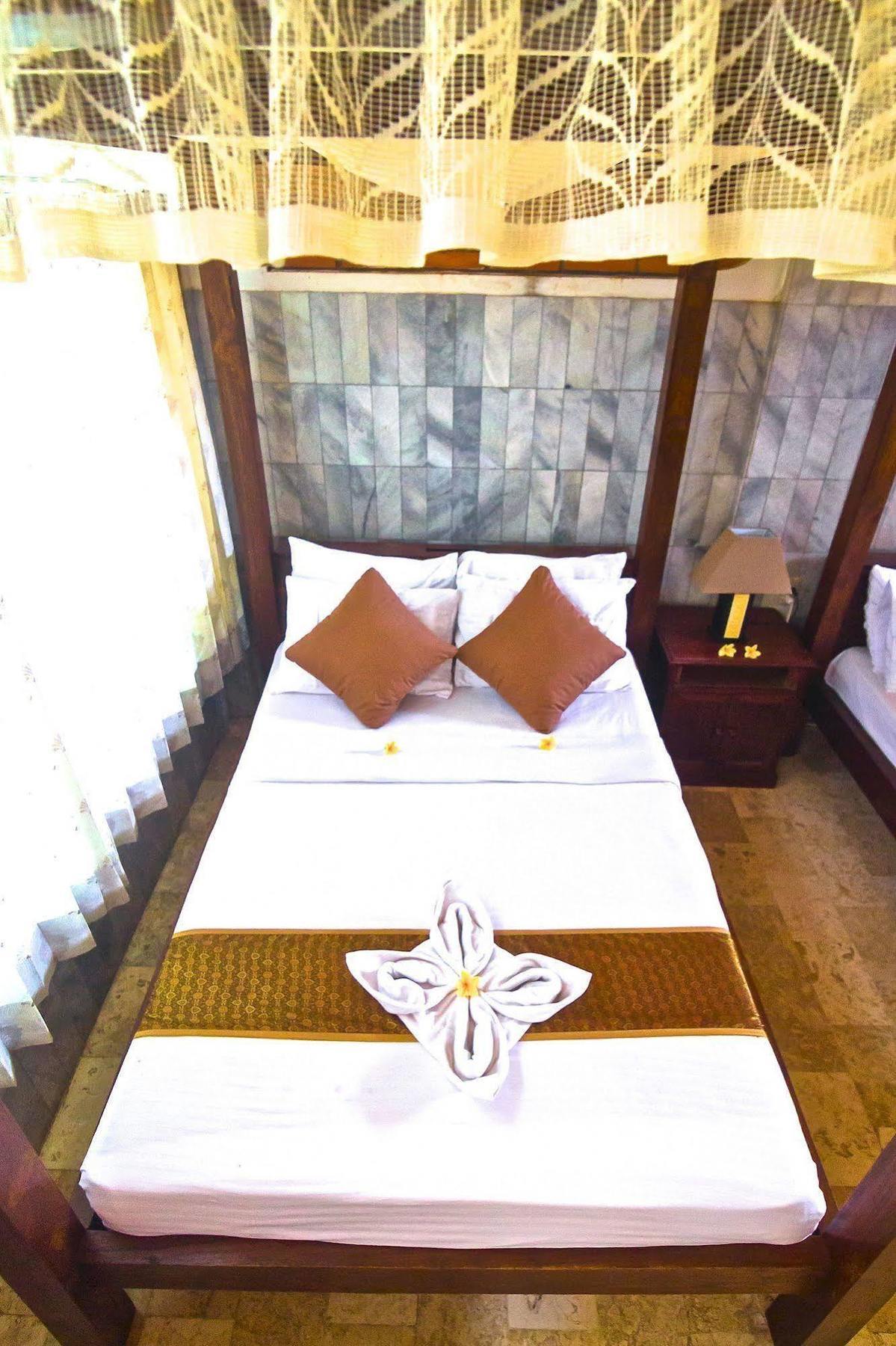 Puri Wisata Balinese Style Hotel Семиньяк Экстерьер фото
